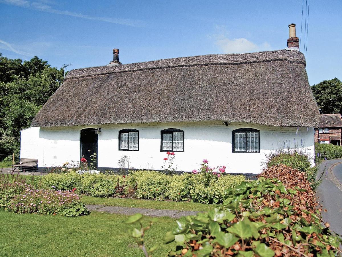 Childe Of Hale Cottage Buitenkant foto