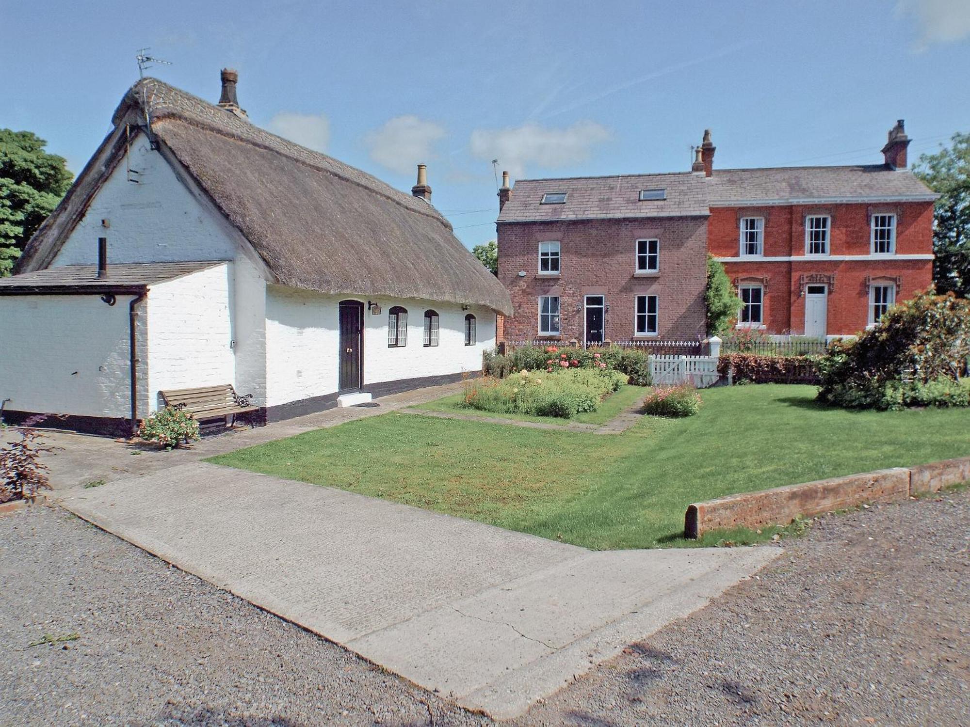 Childe Of Hale Cottage Buitenkant foto